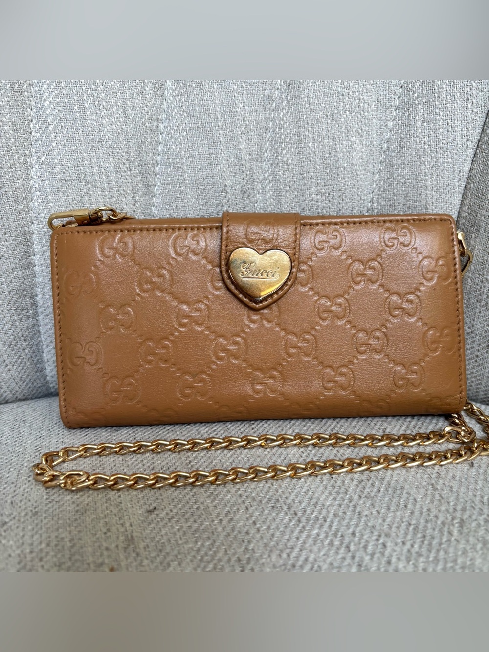 Gucci Tan Leather Heart-Emblem Chain Wallet